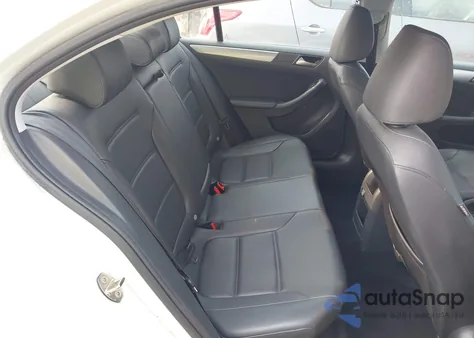 2015 Volkswagen Jetta 1.8T Se from USA, damaged, VIN 3VWD17AJ7FM302290